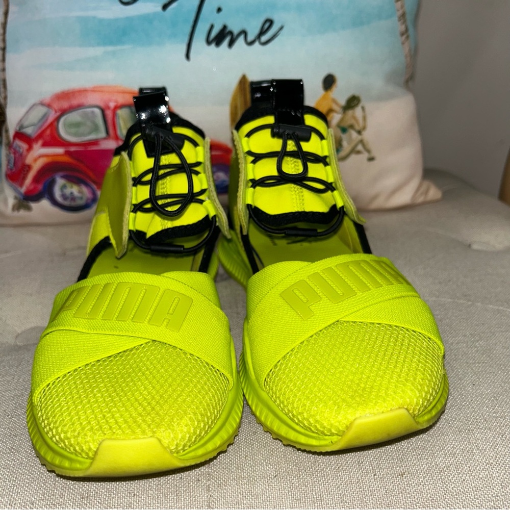 Puma By Rihanna Womens Lemon Neon Avid Athleisure Lifestyle Fashion Sneakers - Picture 4 of 13